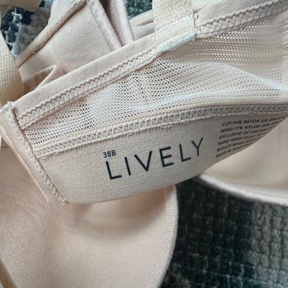 LIVELY lightly lined bra in nude/blush – 38B - Picture 2 of 3